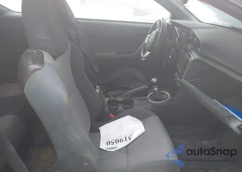 2014 Scion Tc z USA, uszkodzony, nr VIN JTKJF5C79E3082446